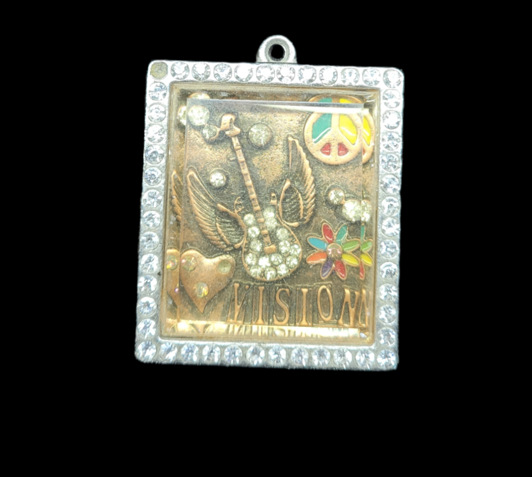 "Shadow Box" themed necklace charm (Vision)